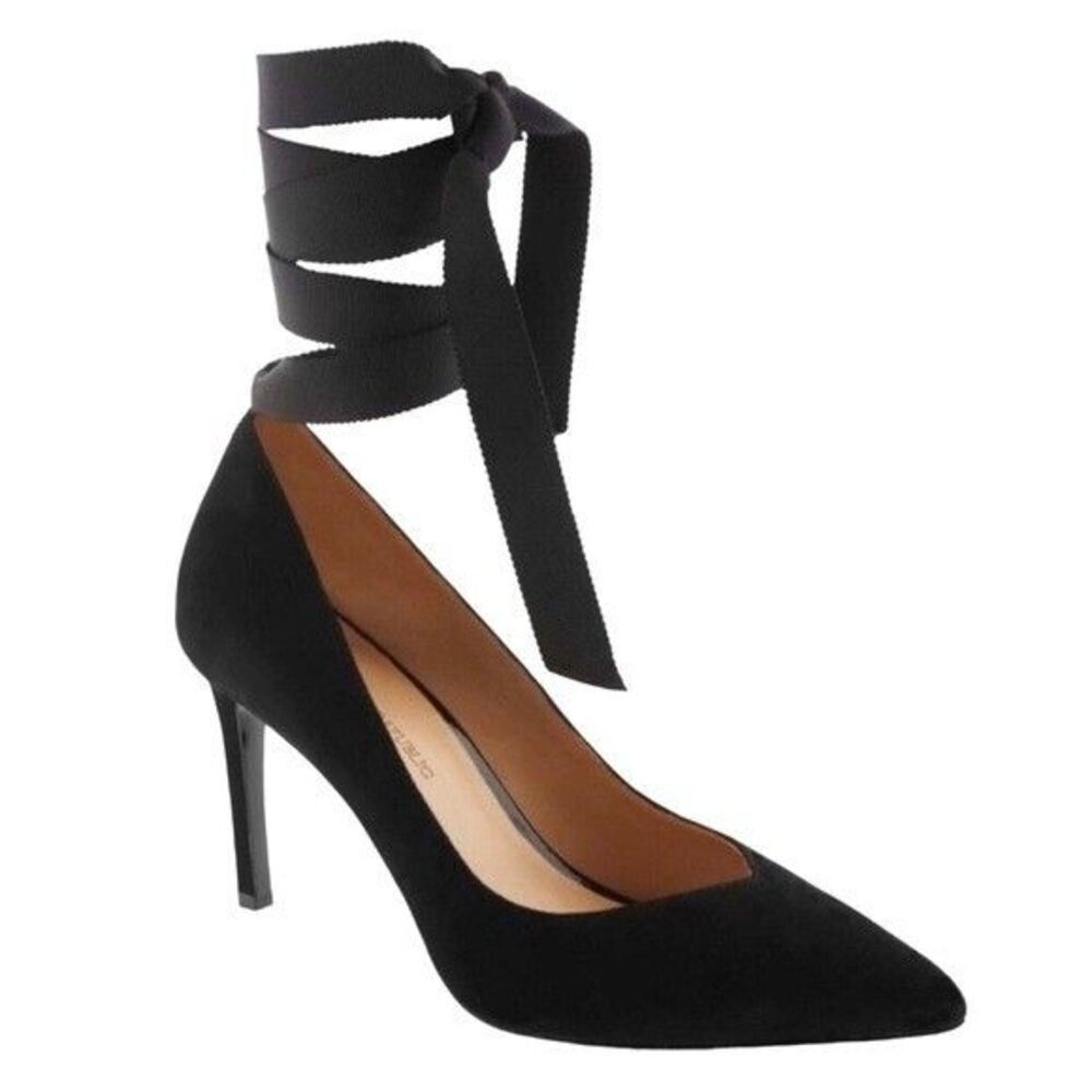 Banana Republic Black Velvet Aurora Lace Up Heels 6.5 ankle tie pumps stiletto
